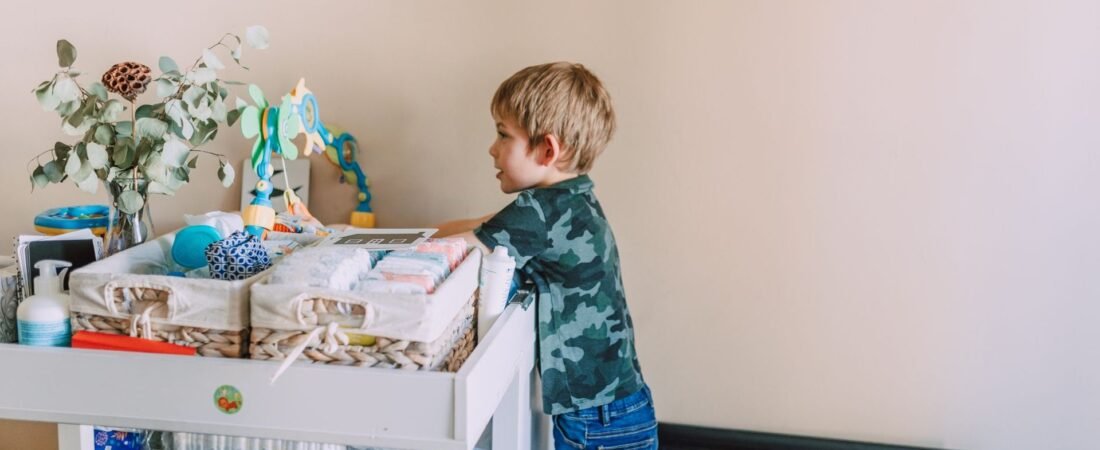 Baby wehrt sich beim Wickeln: Was wirklich hilft