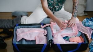 Kliniktasche packen: Checkliste für Geburt und Wochenbett