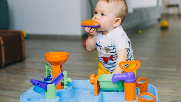 Zahnen beim Baby: Anzeichen und was wirklich hilft